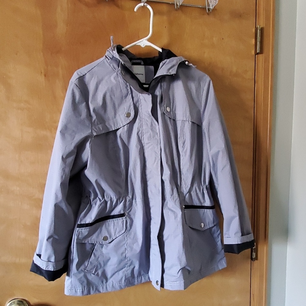 Croft and barrow rain coat